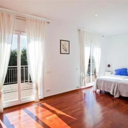 Villa Augusta - Luxury Lodgement *